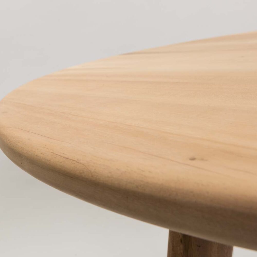 shoreditch round dining table detail