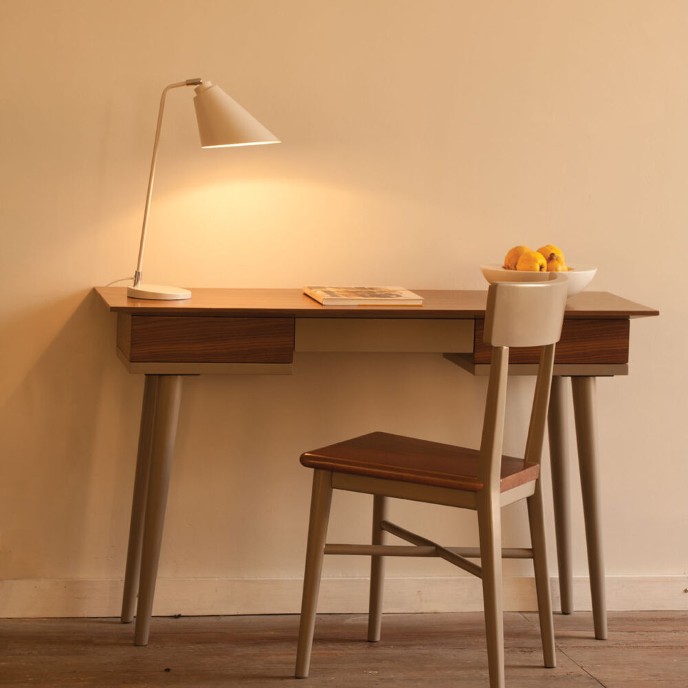 Bloomsbury adjustable table lamp - soft white - mood