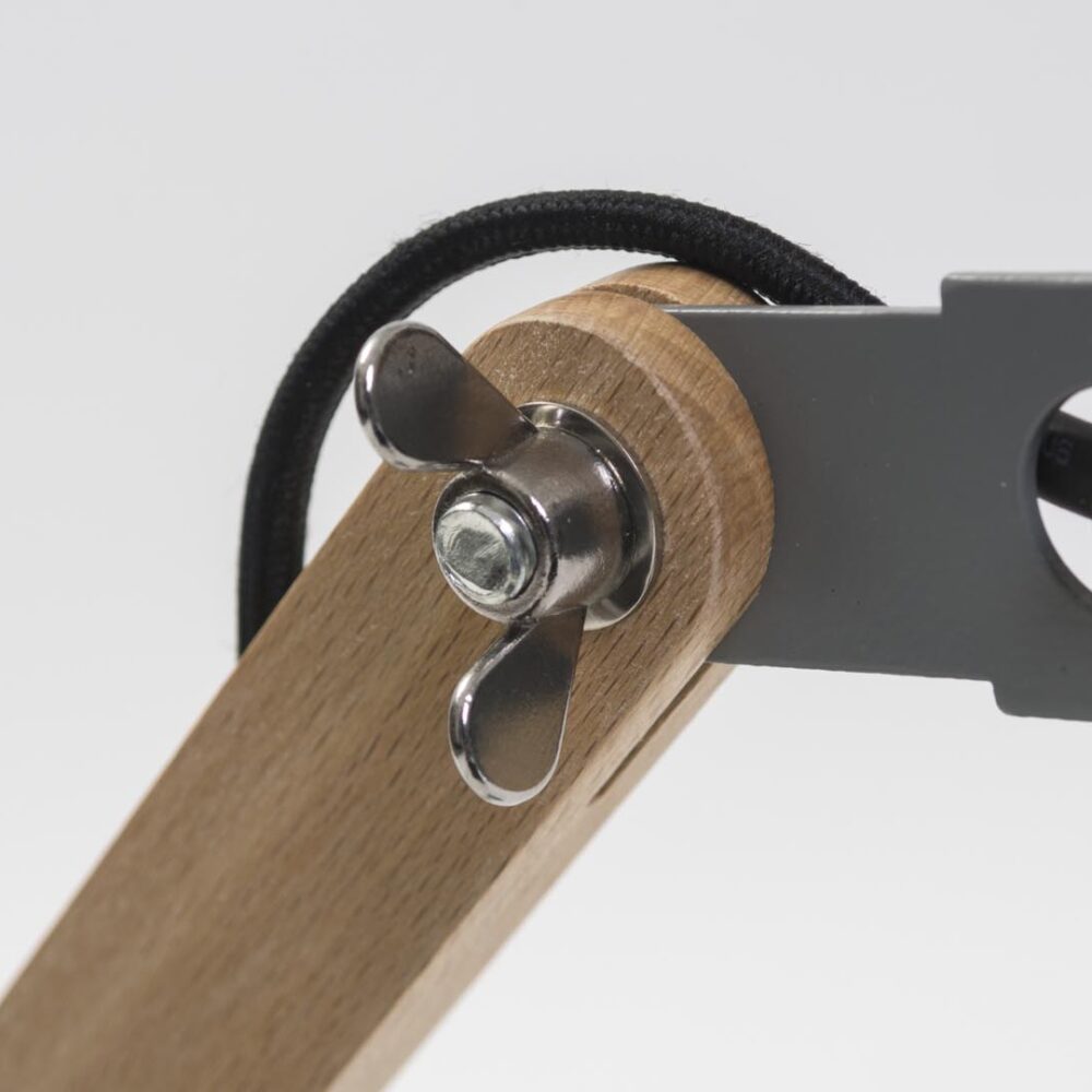 woodstock-table-lamp-grey-detail
