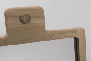 enso full length mirror - curves and peg detail