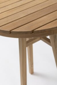 kinsale 50cm occasional table - teak top detail