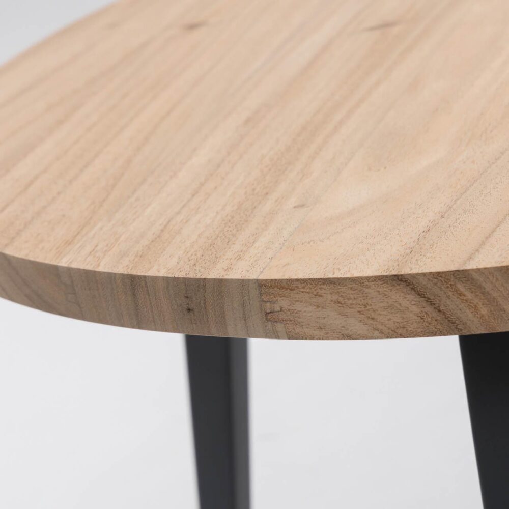canteen wooden table top - round detail