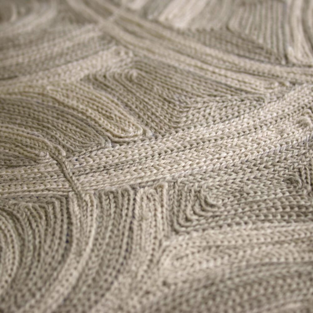 crewel cushion - terre - embroidery detail
