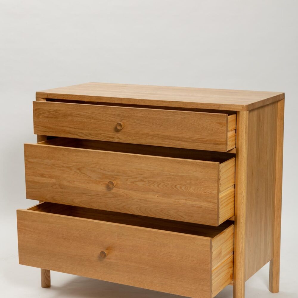 guest oak chest of drawers - drawers open