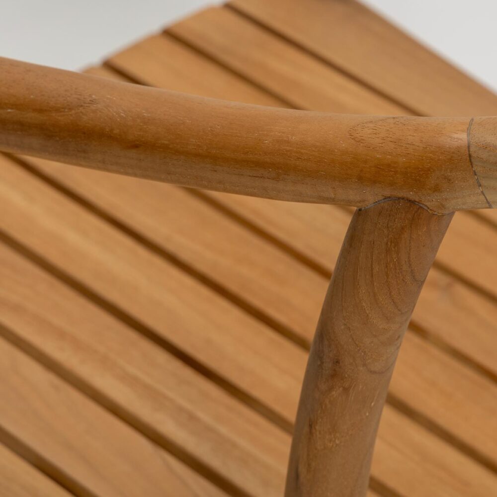 dessau outdoor dining armchair - teak - back / arm detail