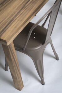 mess metal dining chair - clay - detail