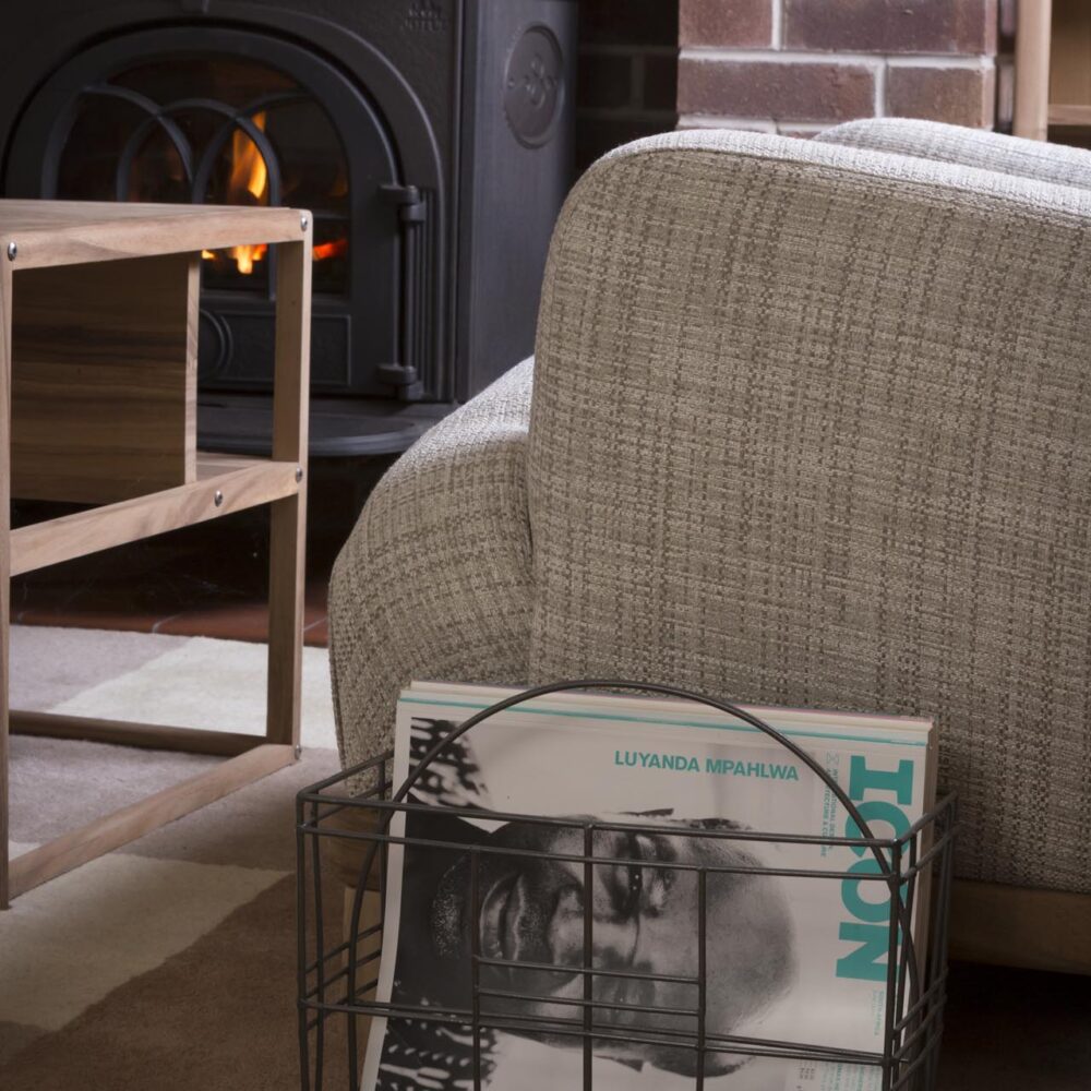 grid - wire magazine rack with handle