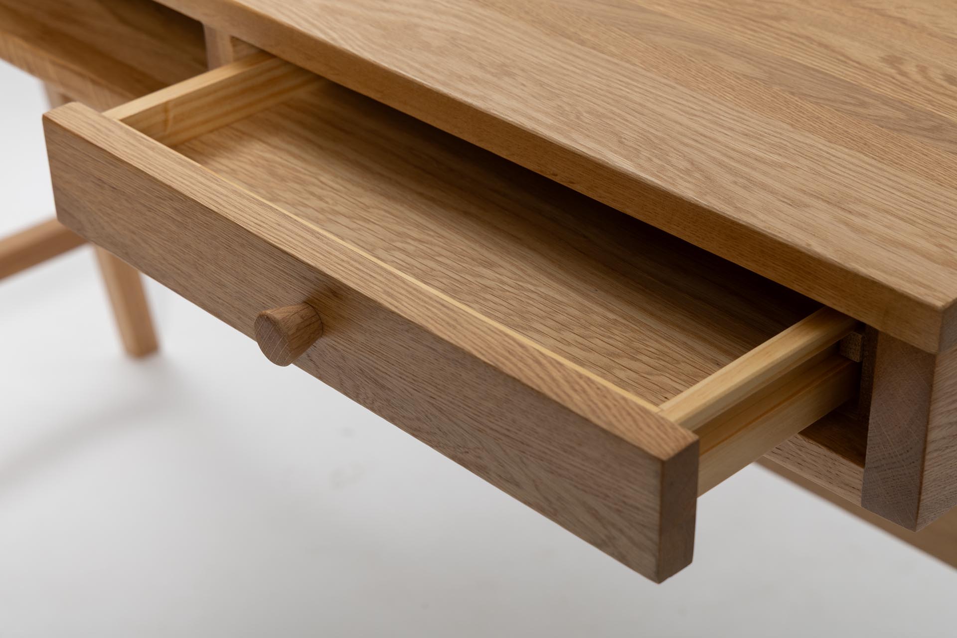 pelican desk - drawer detail