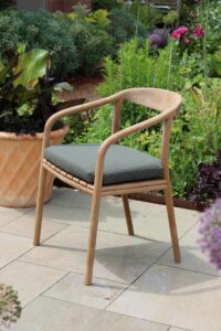dessau outdoor teak dining chair with pad - mood