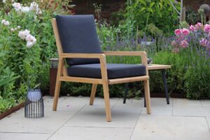 palm springs armchair, portofino side table & portman led - outdoor mood